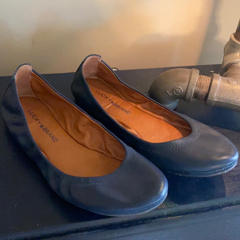 Lucky Brand leather flats!